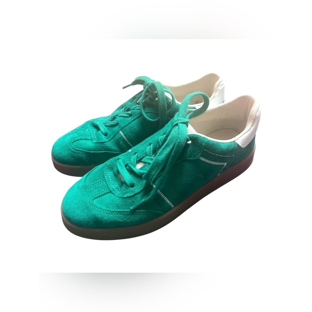 Cupcakes and Cashmere Green Suede Sneakers Lace Up Shoes Women's Size 7